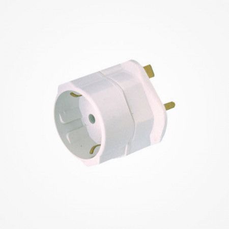 Adaptador de corriente de Schuko a Reino Unido