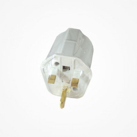 Adaptador de corriente de Schuko a Reino Unido