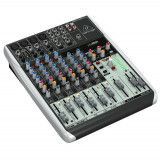 Mesa de mezclas BEHRINGER Q1204USB XENYX