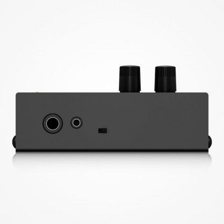 Amplificador de Auriculares BEHRINGER MA400