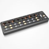 Controlador MIDI BEHRINGER X-TOUCH MINI