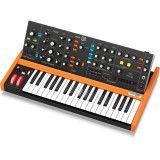 Behringer POLY D Sintetizador analógico