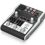 Mesa de mezclas BEHRINGER 302USB XENYX