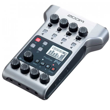 ZOOM P4
