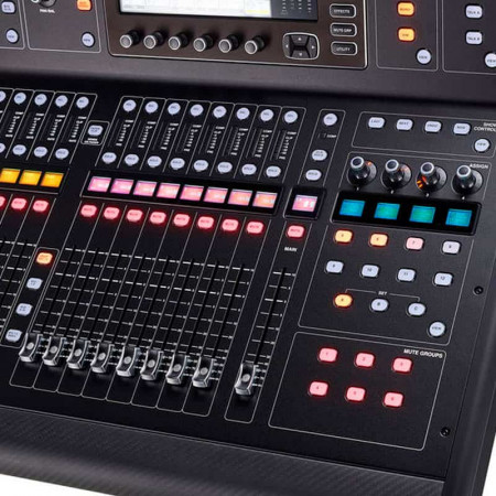 MIDAS M32 LIVE