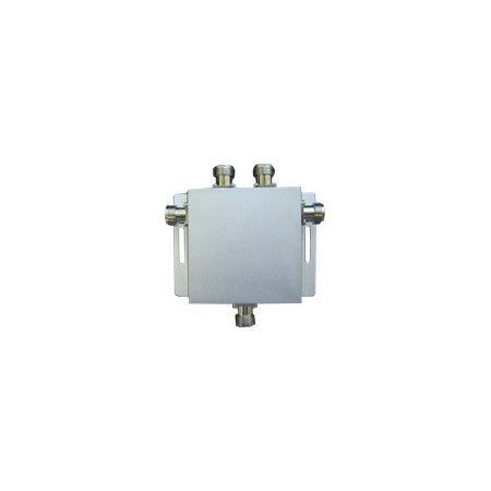 ENFASADOR DE ANTENA 4 ENTRADAS 2,4Ghz.