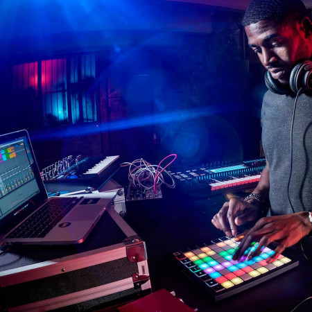 NOVATION LAUNCHPAD X