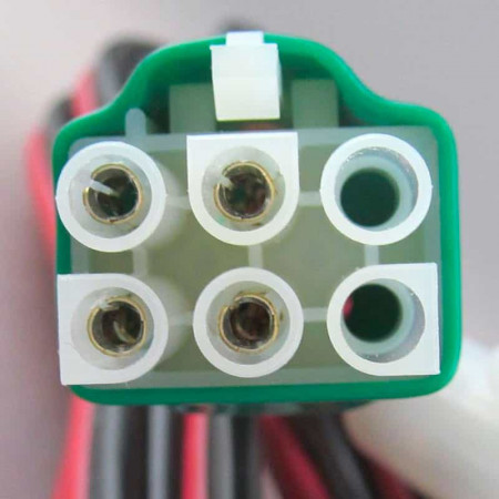 Cable de alimentación CC ICOM OPC-025D