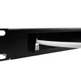 Panel pasacables cepillo 1U con retenedor rack 19"