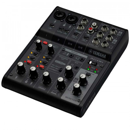 Mesa de mezclas YAMAHA AG06MK2B