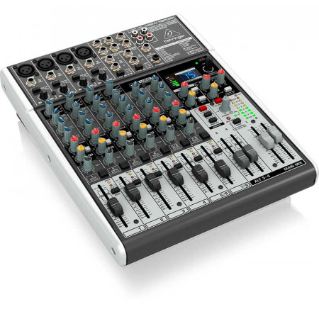 BEHRINGER XENYX X1204USB