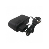 YAESU VAC-20 Cargador de sobremesa