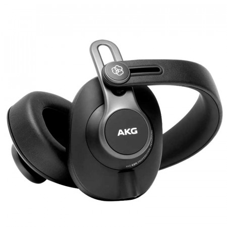 AKG K371