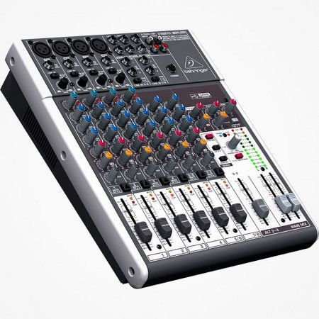 BEHRINGER XENYX 1204USB