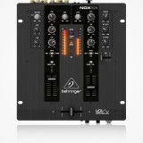 Mesa de mezclas DJ BEHRINGER PRO MIXER NOX101