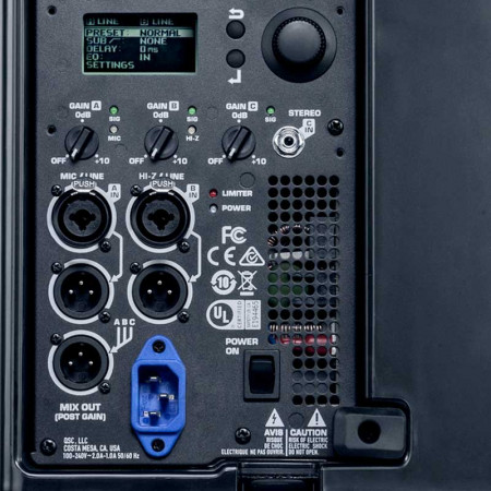 QSC K8.2