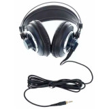 Auriculares de estudio AKG K240 MKII