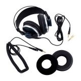 Auriculares de estudio AKG K271 MKII
