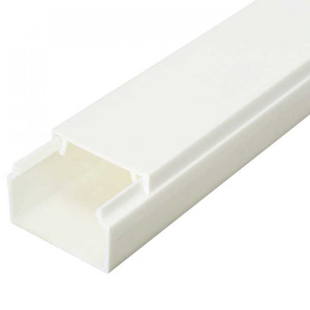 Canaleta para cables de electricidad 9 x 5mm.