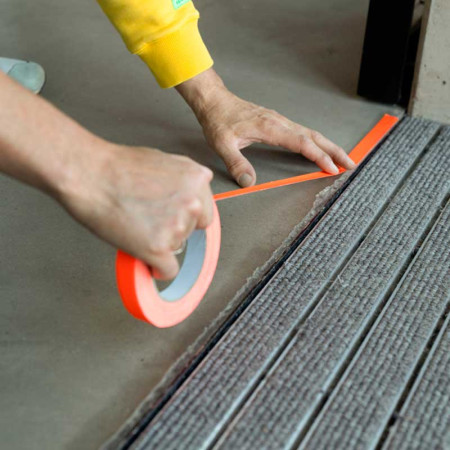 Cinta adhesiva textil naranja neón 19mm. x 25m.