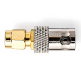 ADAPTADOR SMA MACHO A BNC HEMBRA