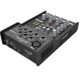 Behringer Xenyx 502