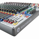 SOUNDCRAFT SIGNATURE PLUS 16
