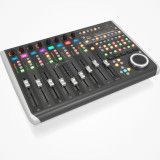 Controlador MIDI BEHRINGER X-TOUCH